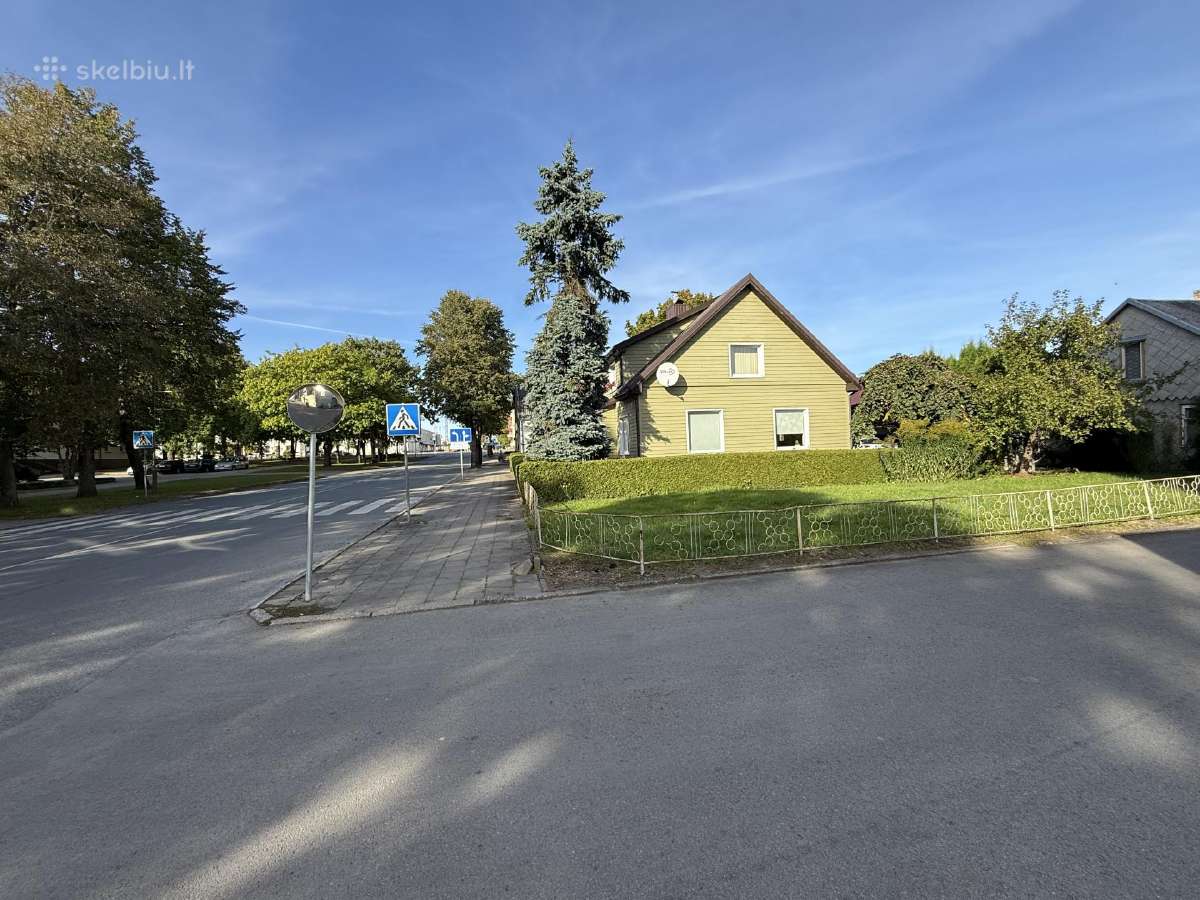 Parduodamas namas Skuodo Centre su planu verslui - nuotraukos Nr. 9