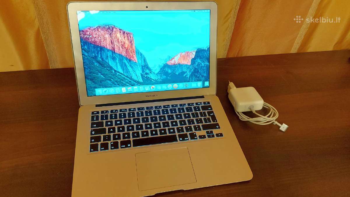 MacBook Air 13" 2015, I5, 8gb RAM, 128gb SSD