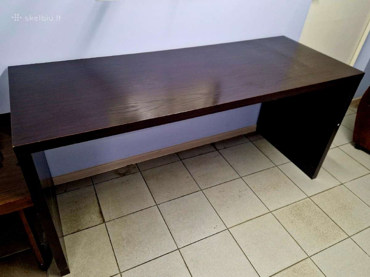 Stalas iš plokštės