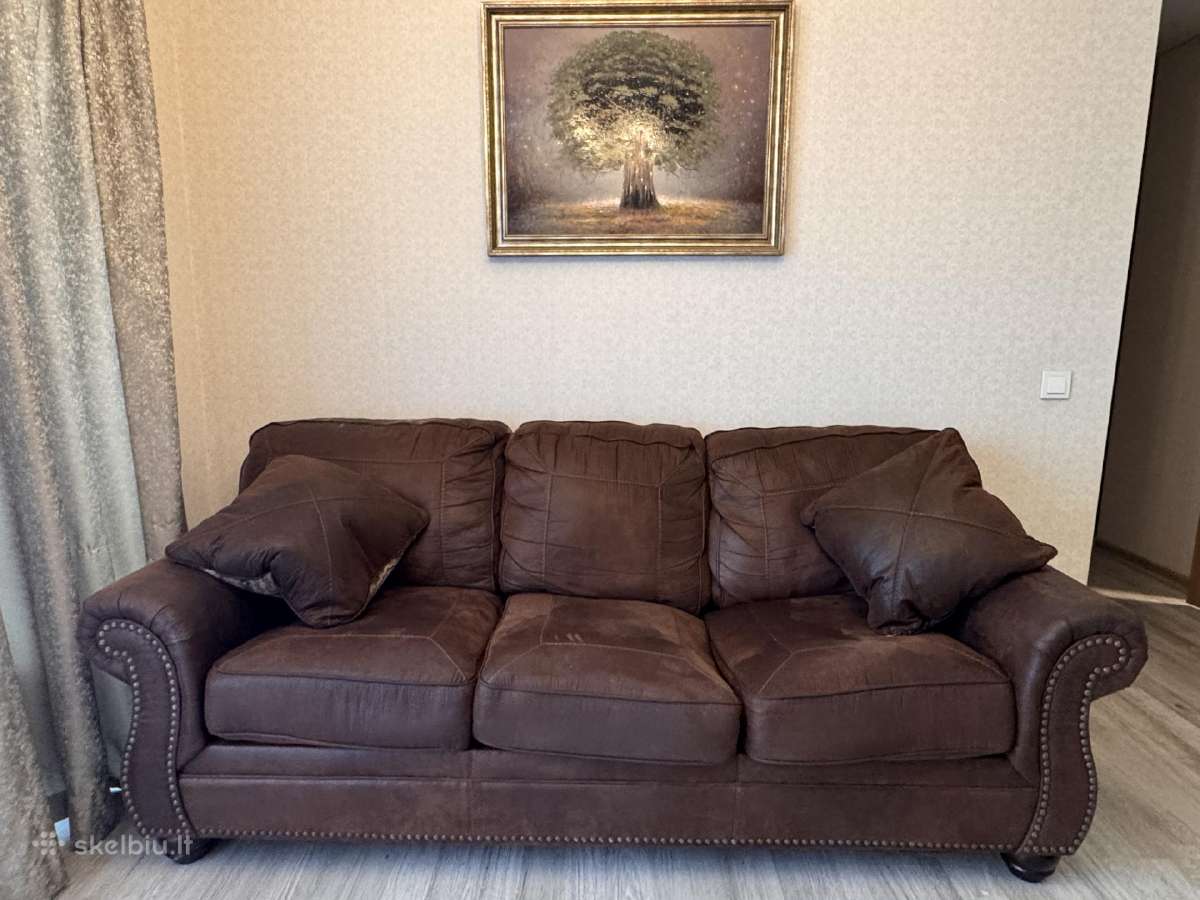 Trivietė sofa