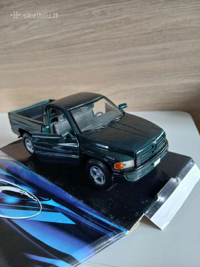 Amerikietiški pikapai1:24 - nuotraukos Nr. 11