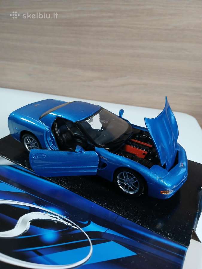 Įvairūs amerikietiški automobiliai1:24 - nuotraukos Nr. 12