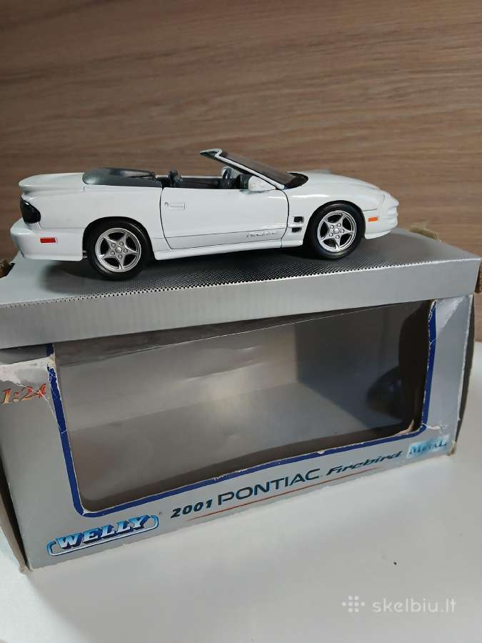 Įvairūs amerikietiški automobiliai1:24 - nuotraukos Nr. 17