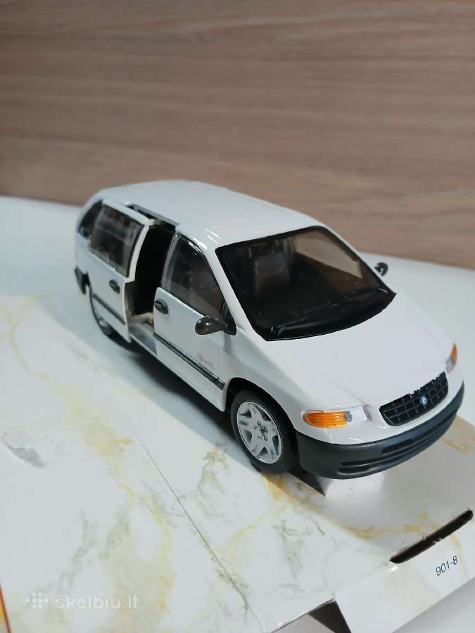 Įvairūs amerikietiški automobiliai1:24 - nuotraukos Nr. 24