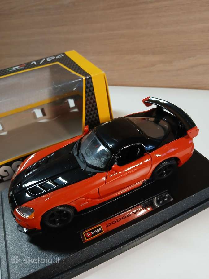 Amerikietiški Dodge irford modeliukai1 :24 - nuotraukos Nr. 7