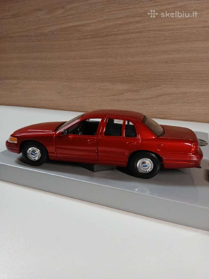 Amerikietiški Dodge irford modeliukai1 :24 - nuotraukos Nr. 23
