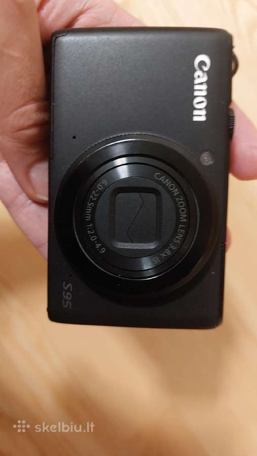 Canon Powershot S95.