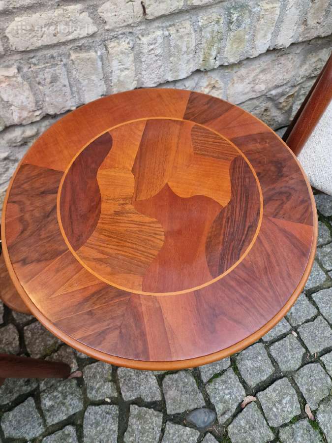 Vintažinis mid century tikmedžio staliukas
