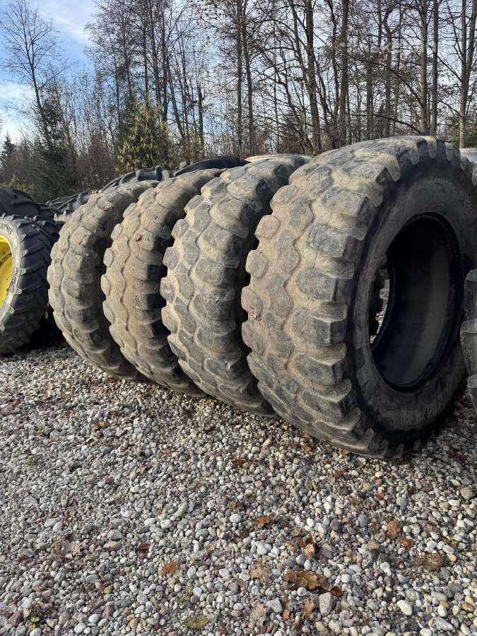 Goodyear 500/70r28 padangos - nuotraukos Nr. 2