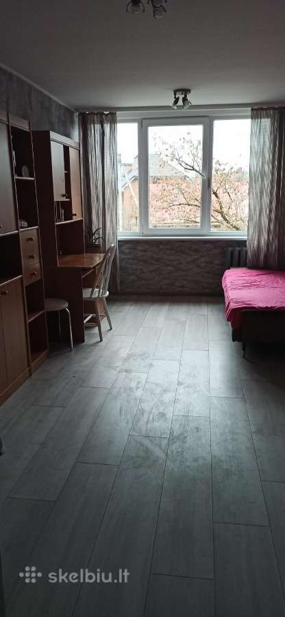 Nuomoju kambari bendrabutyje