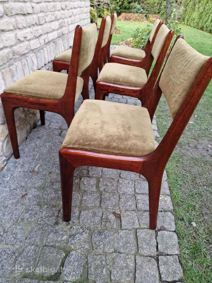 Vintažinės mid century raudonmedžio kėdės