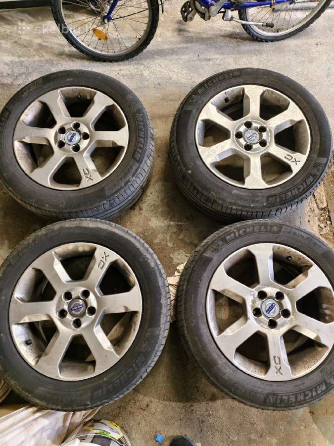 Volvo Xc70 R17 ratlankiai 150€