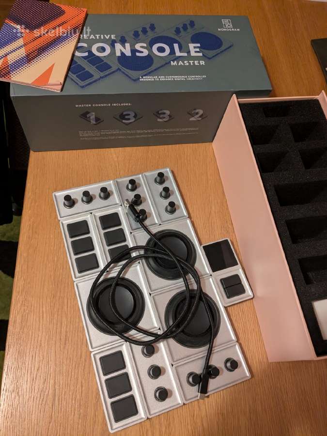 Monogram Creative Console Master (Monogram Cc)