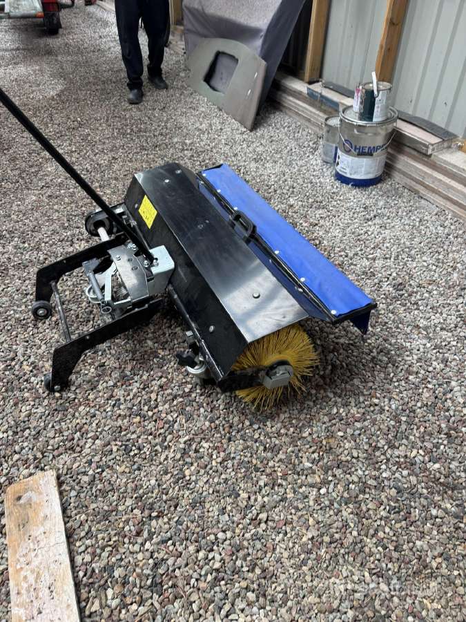 Husqvarna Šepetys Raider - nuotraukos Nr. 3