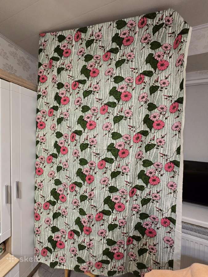 Dvi užuolaidos - nuotraukos Nr. 6