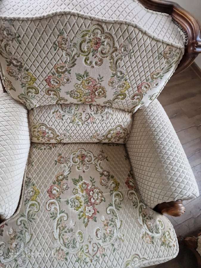 Svetainės sofa ir du foteliai - nuotraukos Nr. 9