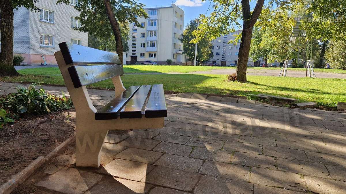 Parduodami lauko suolai su betoninėmis atramomis - nuotraukos Nr. 9