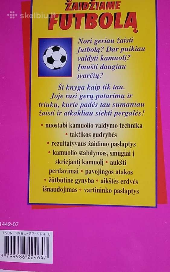 Žaidžiame futbolą - nuotraukos Nr. 15