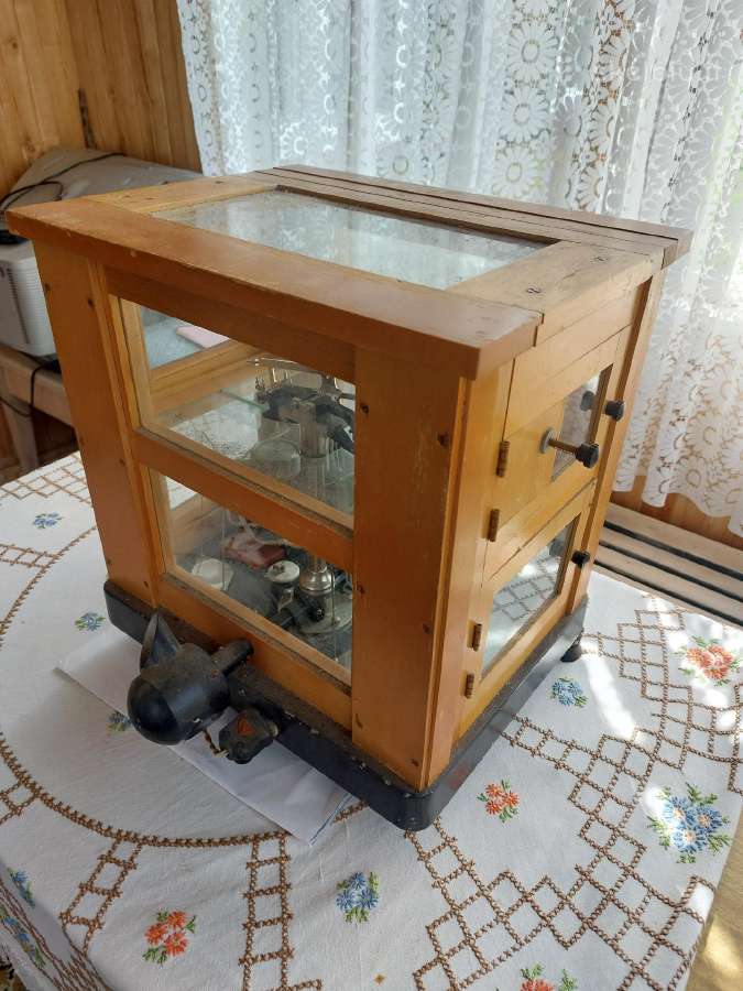 Mikroanalitinės laboratorinės svaratyklės