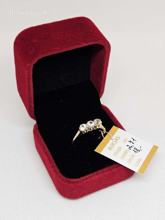 Auksinis žiedas - 263 Eur.