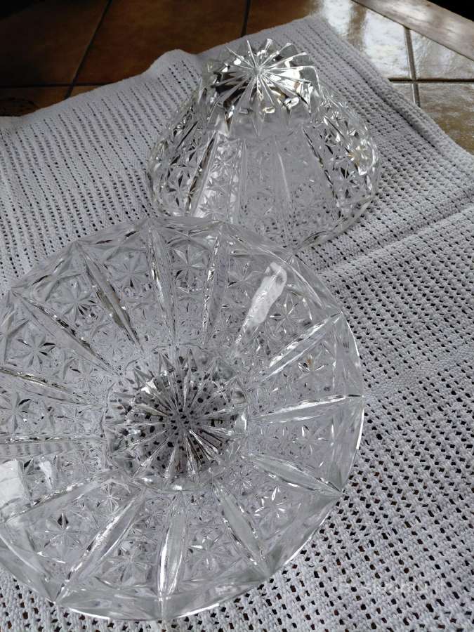 Krikštoliniai dideli dubenys,sunkūs