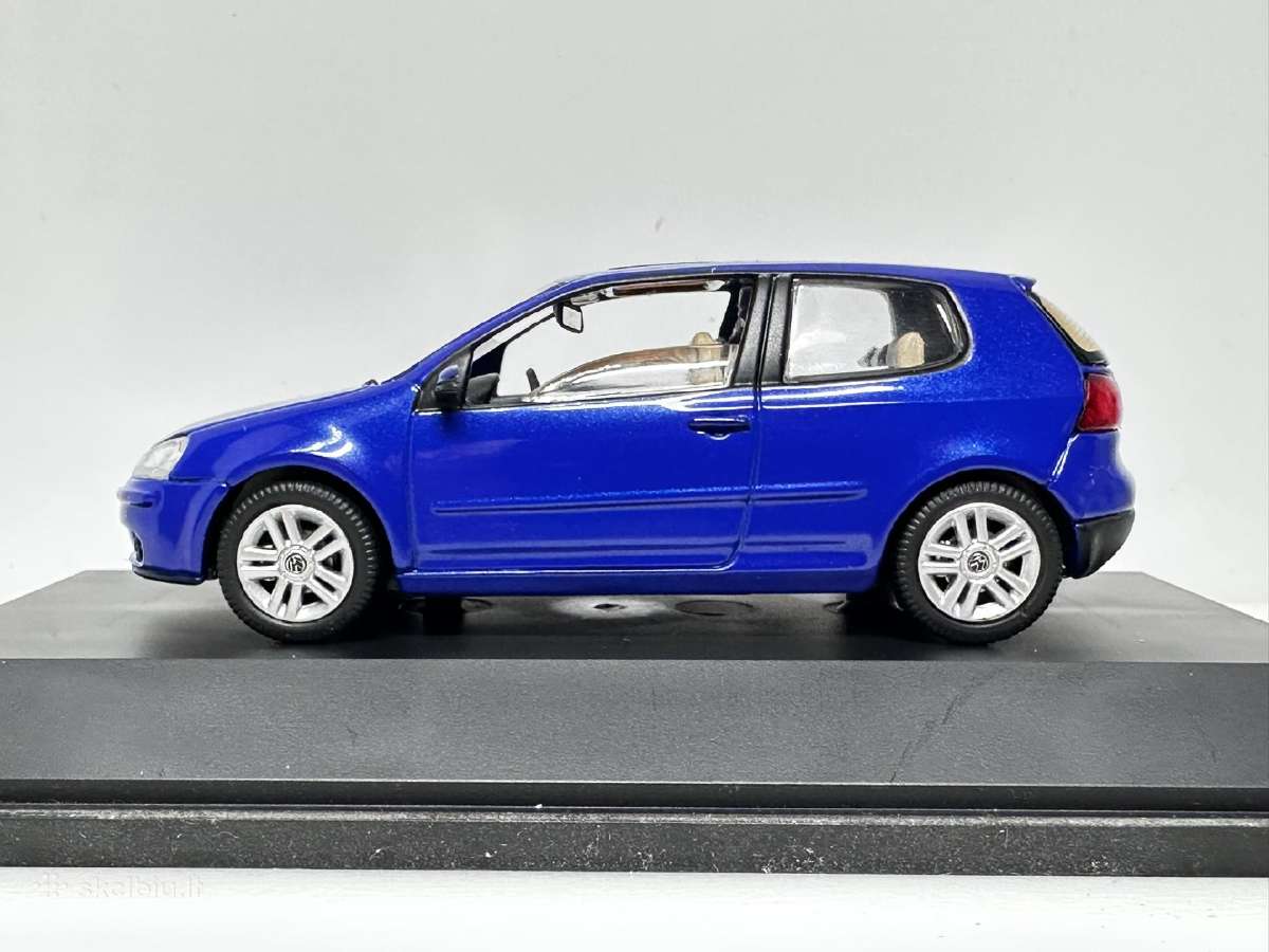 Volkswagen Golf V 1:43 Schuco - nuotraukos Nr. 4