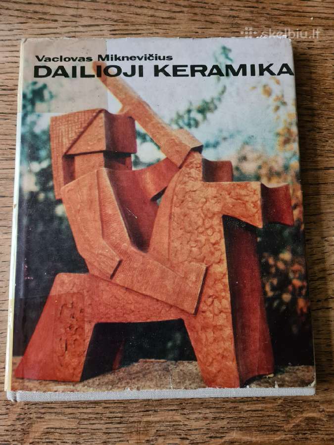 Dailioji keramika (Vaclovas Miknevičius)