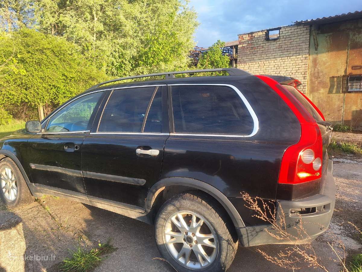 Volvo XC90 dalimis