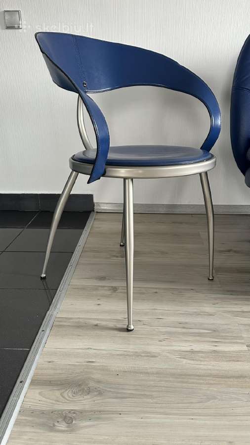 Itališkas Calligaris svetainės stalas ir kėdės - nuotraukos Nr. 5