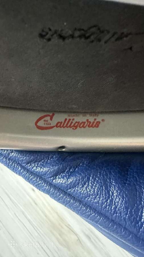 Itališkas Calligaris svetainės stalas ir kėdės - nuotraukos Nr. 6