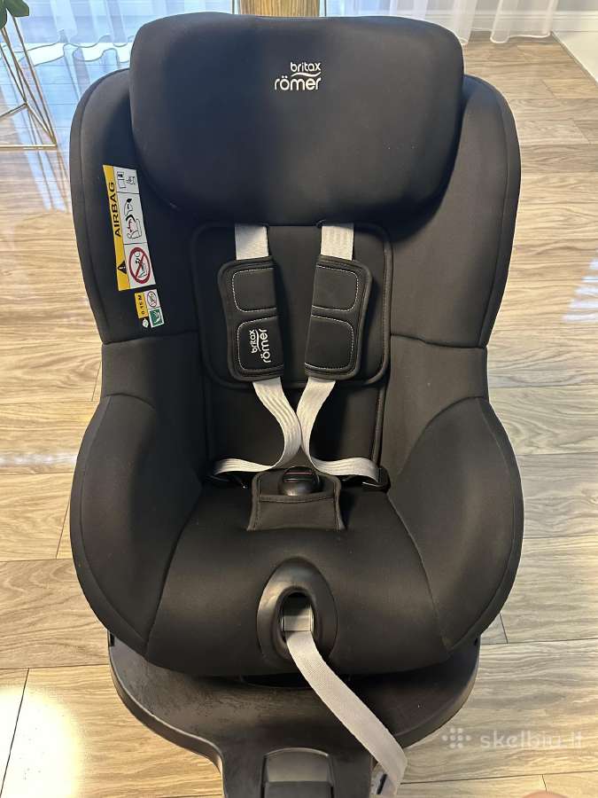 Automobilinė kėdutė su baze britax romer