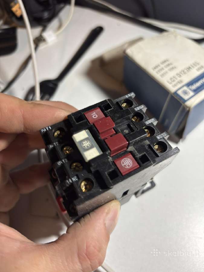 Telemecanique kontaktorius Lc1-d123 A65 (220 V rit