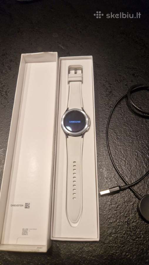 Samsung Galaxy Watch4 Classic