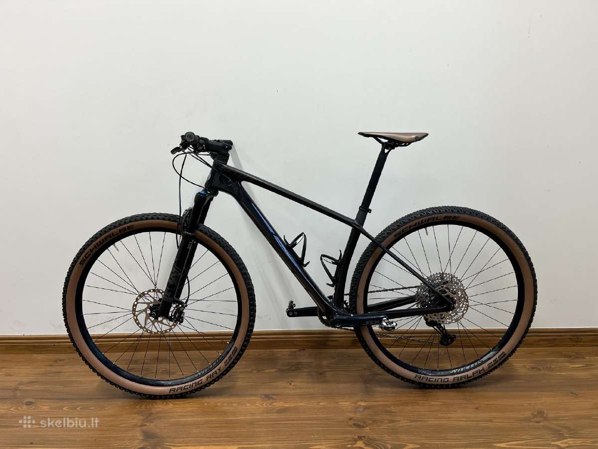 Scott scale 925 M size carbon