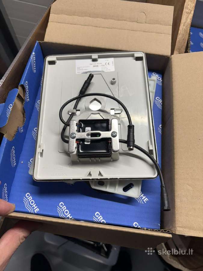 Sensorinis Grohe WC mygtukas su transformatoriumi - nuotraukos Nr. 4