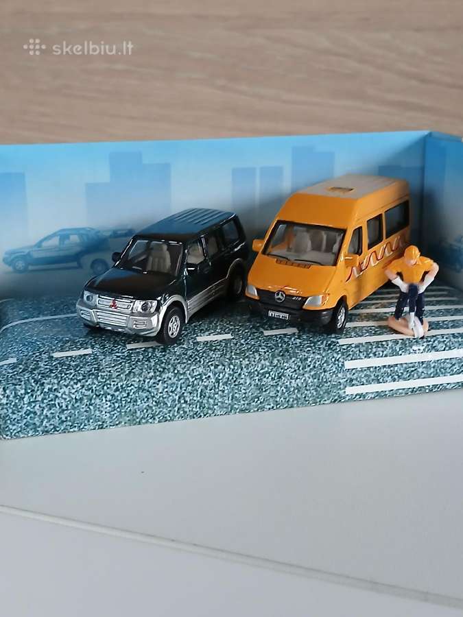 Mersedes ir Mitsubischi pajero irfigurėlės 1:72 - nuotraukos Nr. 4
