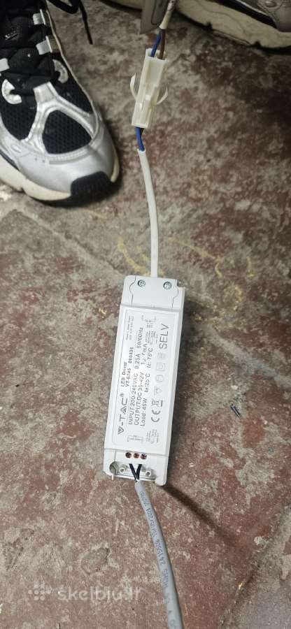 Parduodamos naudotos 10vnt LED paneles