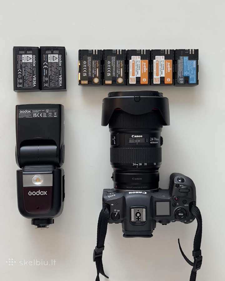 Canon EOS R5 + Canon Ef 24–70mm f/2.8l II Usm