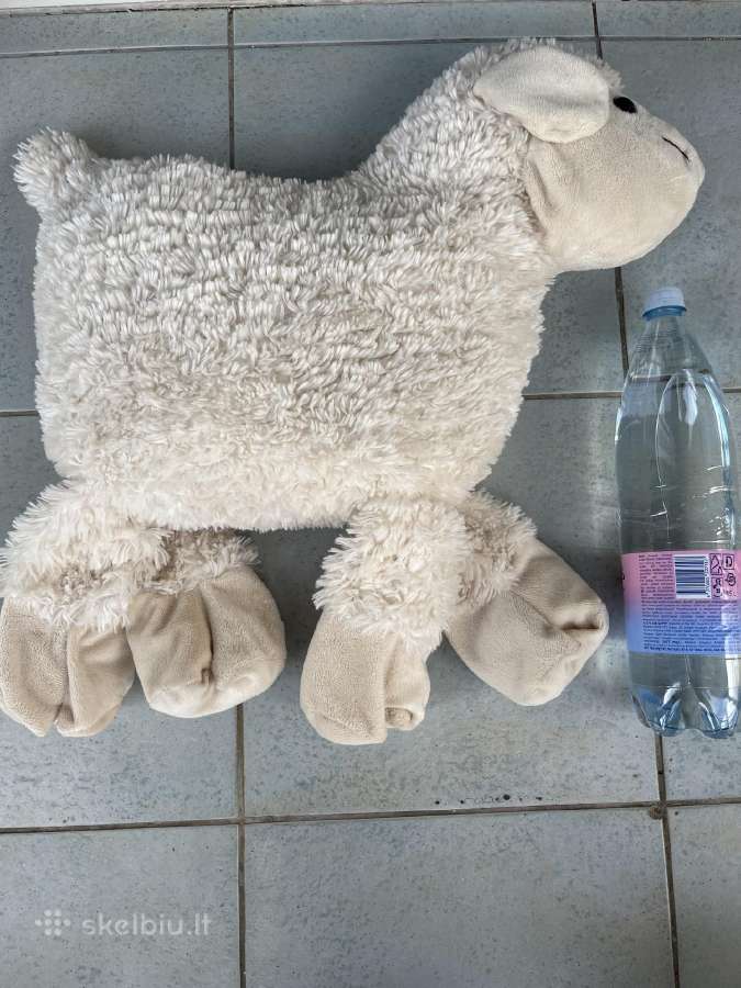 Pagalvele labai minksta avyte ir veliūro užklotas - nuotraukos Nr. 2