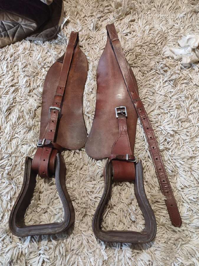 Western kilpdiržiai su kilpomis - nuotraukos Nr. 2