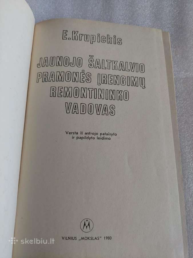 Jaunojo šaltkalvio pramonės įrengimų remontininko - nuotraukos Nr. 2