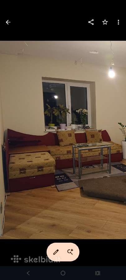 Sofa lova kampas dešinys su pagalvėmis ir staliuku
