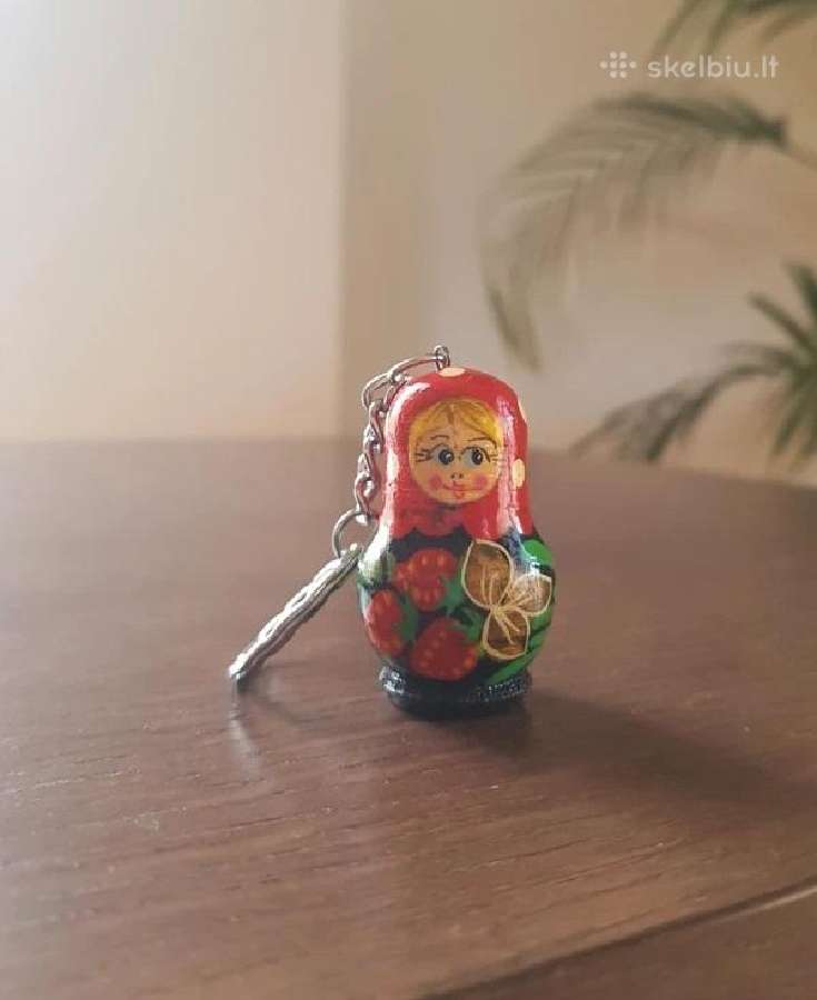 Medinis raktu pakabukas Matrioska lele lelyte
