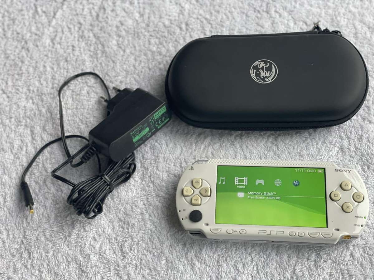 Sony PSP 1003 128gb 170 žaidimų