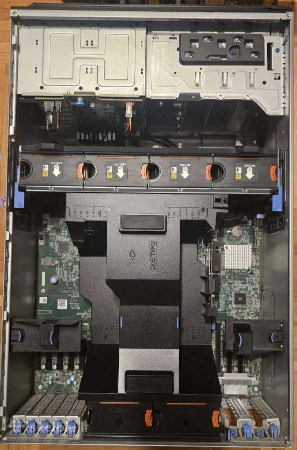 Dell Poweredge T640 2x Gold 6138 2x 20c 16x Sff - nuotraukos Nr. 2