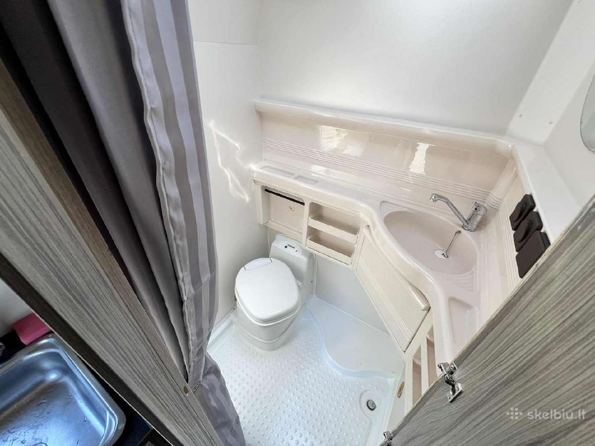 Nuomojamas renovuotas Euramobil kemperis Klaipėda - nuotraukos Nr. 18