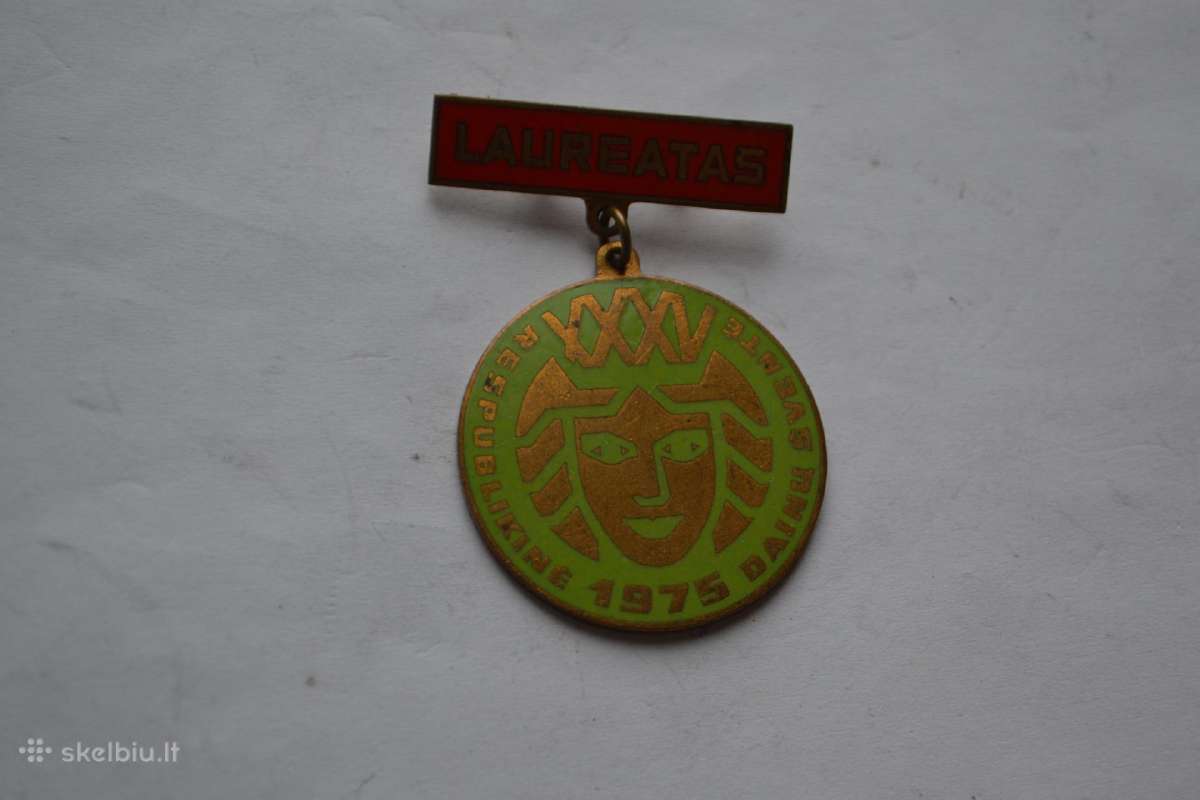 1975 Dainu sventes laureatas