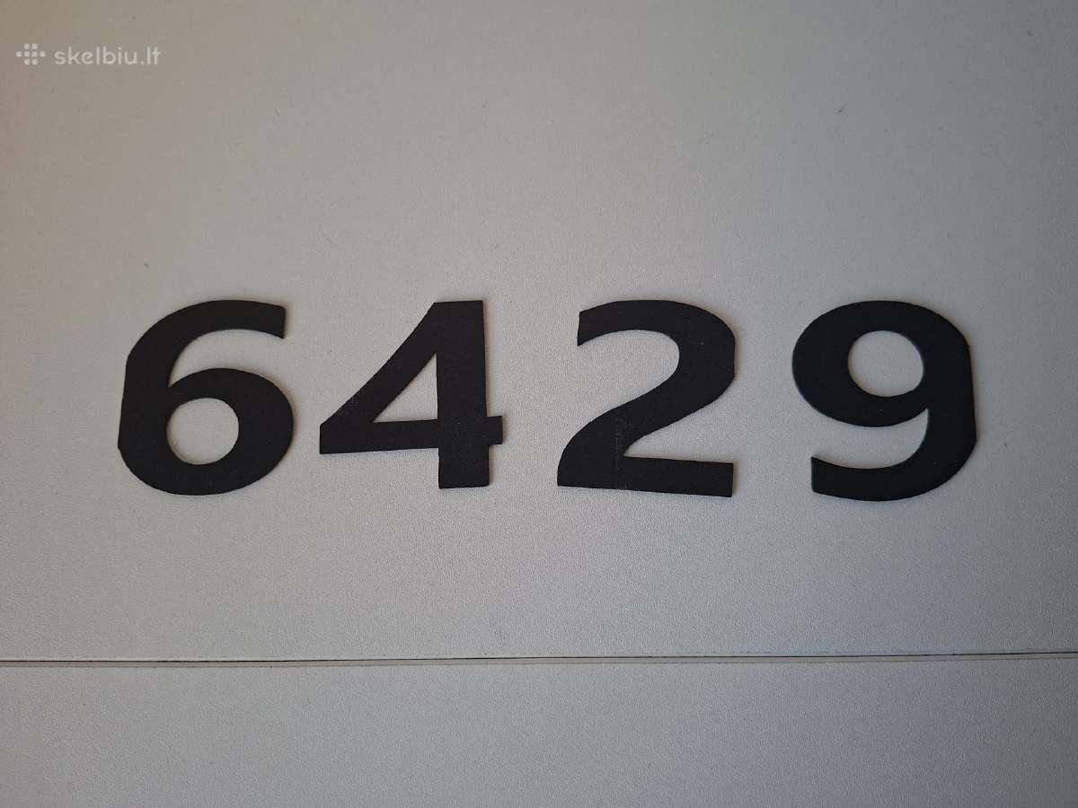 Metaliniai skaičiai dekoracija 6429