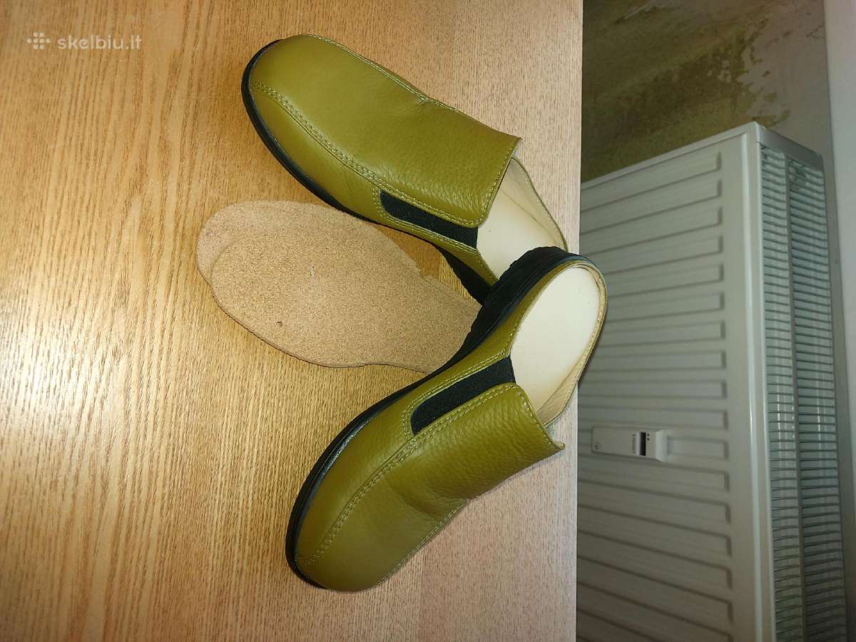 Šlepetės universalios 35eur.