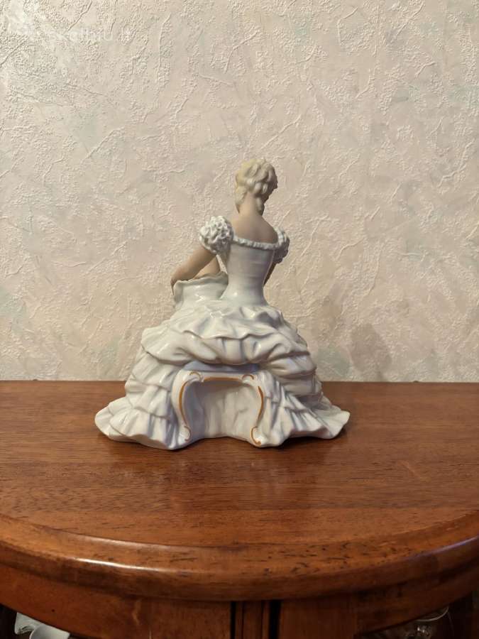 Statulelė Wallendorf - nuotraukos Nr. 3
